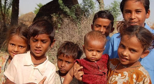 Interkulturelle Kompetenz auf Familienreisen - Einhemische Familie in Indien