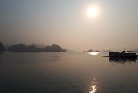 Vietnam & Kambodscha Familienreise - Sonnenaufgang Halong Bucht