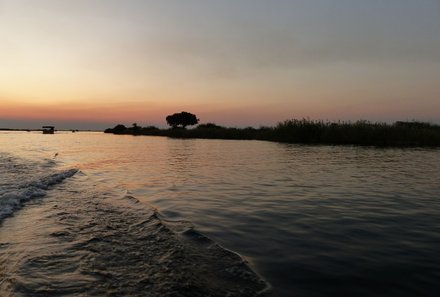 Namibia & Botswana mit Jugendlichen - Namibia & Botswana Family & Teens - Zambesi Fluss - Bootstour zum Sonnenuntergang
