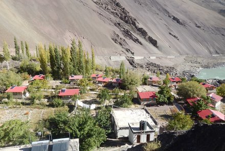 Familienreise Ladakh - Ladakh Teens on Tour - Dorf am Himalaya