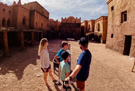 Marokko Family & Teens - Marokko mit Jugendlichen - Familie besichtigt die Atlas Filmstudios