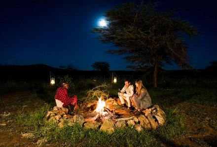 Tansania Familienreise - Tansania Family & Teens - Ronjo Camp - Lagerfeuer