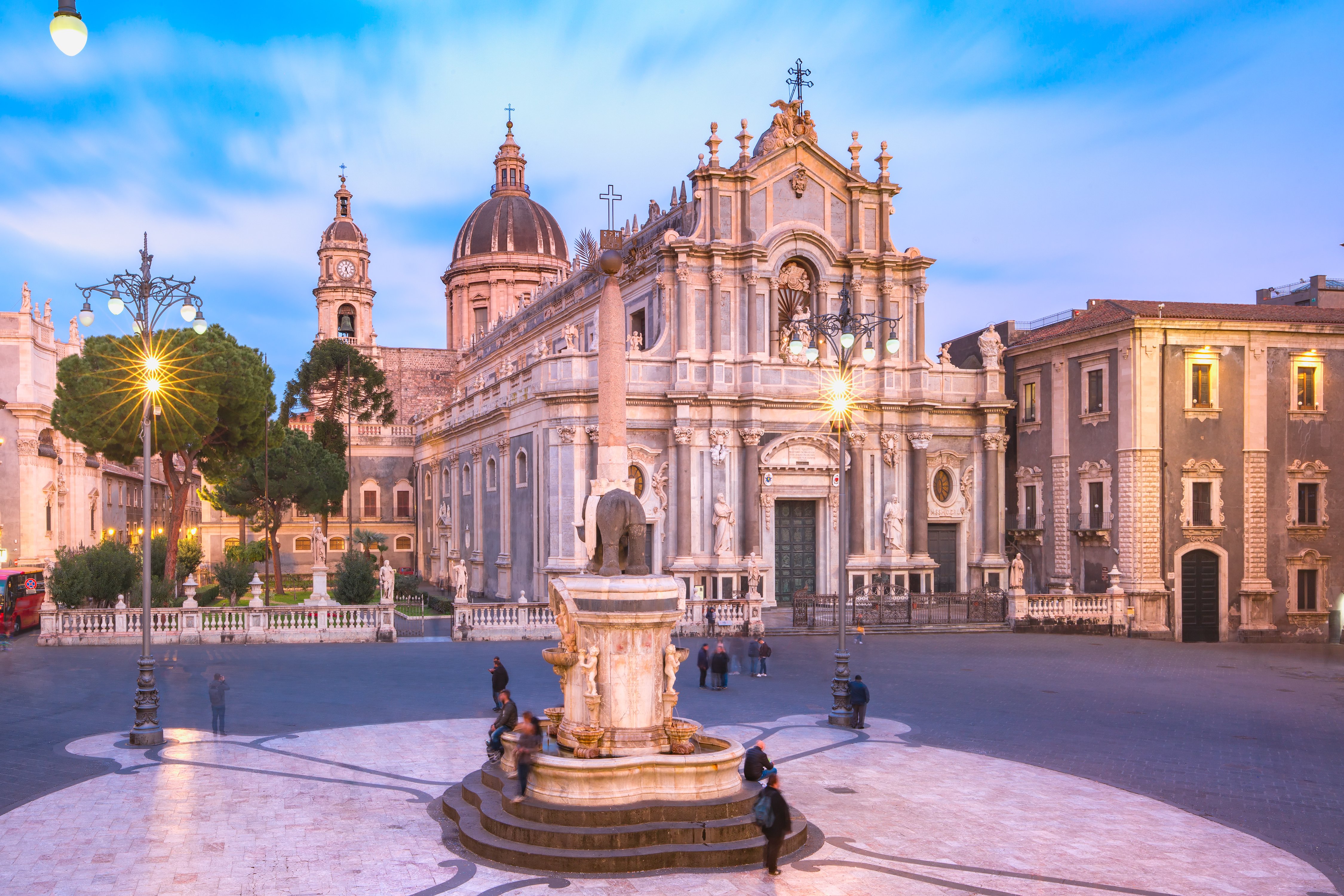 Sizilien mit Kindern - Sizilien Urlaub mit Kindern - Catania Piazza del Duomo