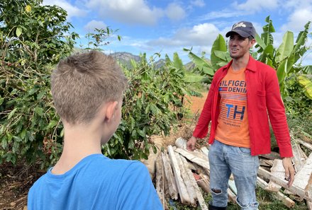 Familienreise Kuba - Kuba for family - Kind mit Einheimischen