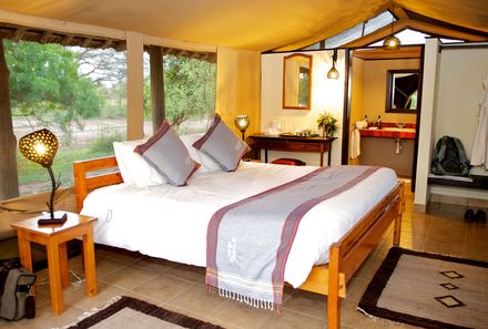Kenia Familienreise - Kenia for family individuell - Voyager Ziwani Tented Camp Zimmer