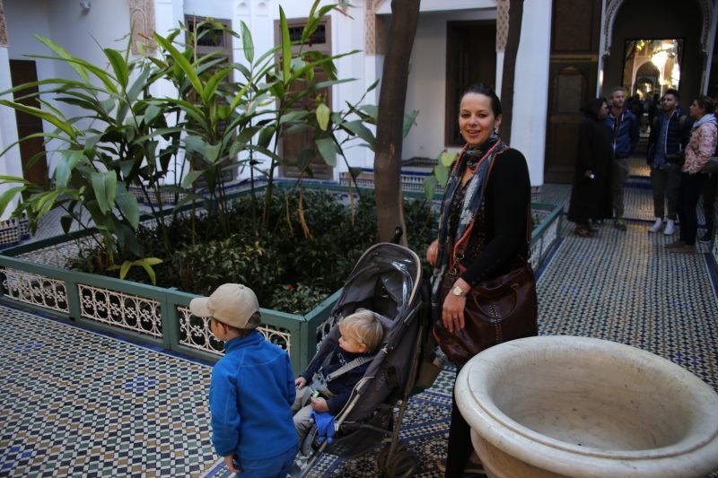 Reisen mit Baby - Fernreise mit Baby - Reise Elternzeit - Familie mit Baby in Marrakesch - Marokko