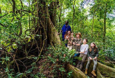 Tansania Familienreise - Tansania Family & Teens - Arumeru River Lodge - Tour im Regenwald
