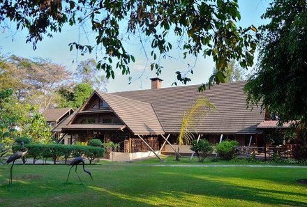 Tansania Familienreise - Tansania Family & Teens - Arumeru River Lodge - Haupthaus