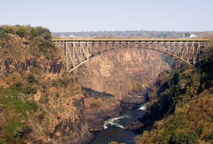 Botswana Familienreise - Botswana for family individuell - Victoria Falls Brücke